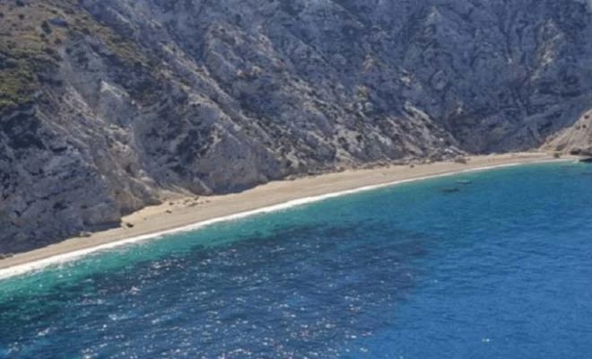 Η πιο επικίνδυνη παραλία της Ελλάδας! Κανείς δεν τολμάει να πάει εκεί – Σε ποιο μέρος βρίσκεται; (εικόνες)